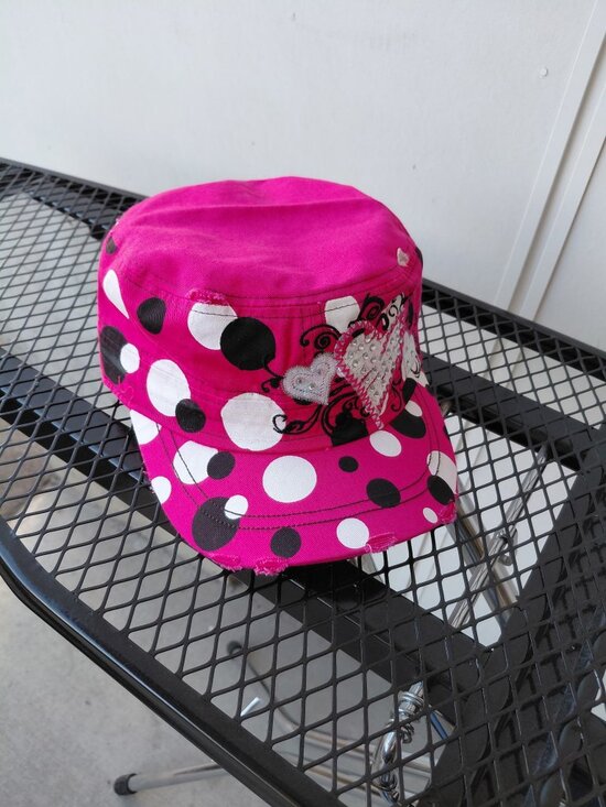 KBETHOS Accessories - KBETHOS Pink Rhinestone Heart Beret Styled Cap Women’s M/L Y2K McBling Bling Hat